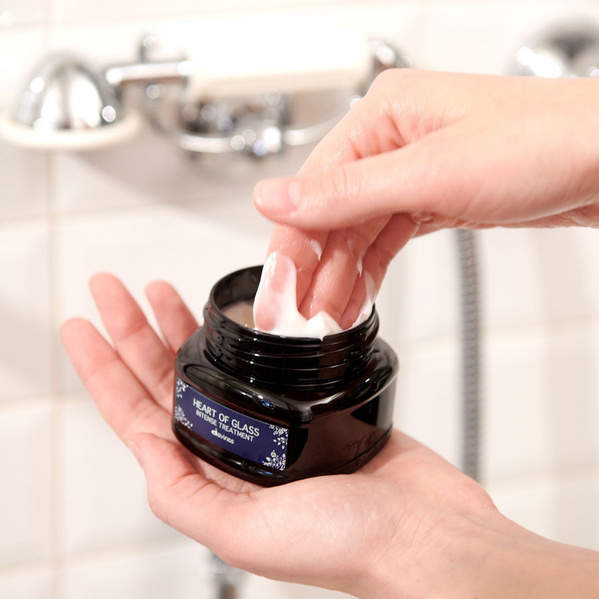 光之琉璃強效修護霜 針對淺色髮進行強化亮澤護理 Davines